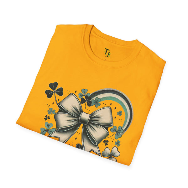 Retro St. Patrick's Day Bow & Shamrock T-Shirt