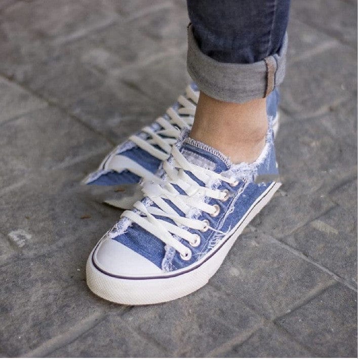 distressed-low-top-canvas-shoes